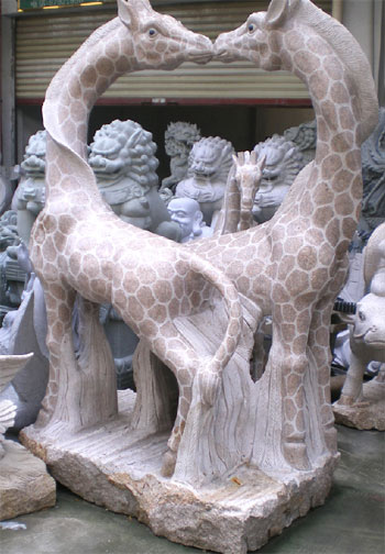 长颈鹿（动物雕塑）